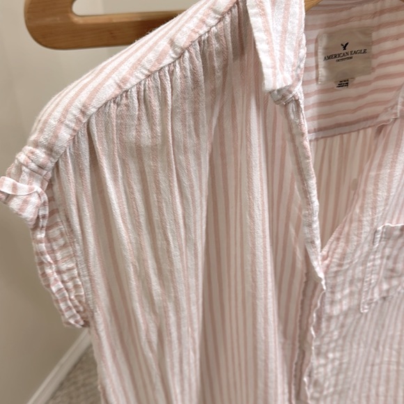American Eagle outfitters, striped light, rose, and white size medium button up - Picture 2 of 11